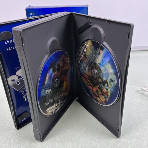 Back To The Future - The Complete Trilogy DVD Box Set Widescreen 3 Disks - Picture 8 of 8